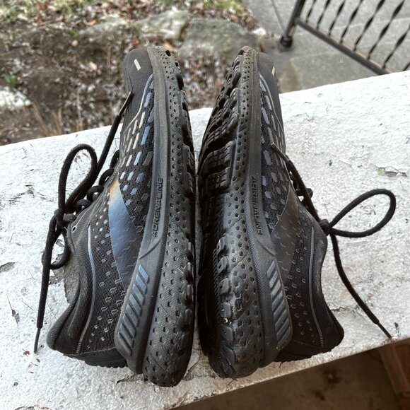 BROOKS Adrenaline 21 All Black Womens Running Athletic Shoes 9.5 41 M Comfort - Picture 5 of 6